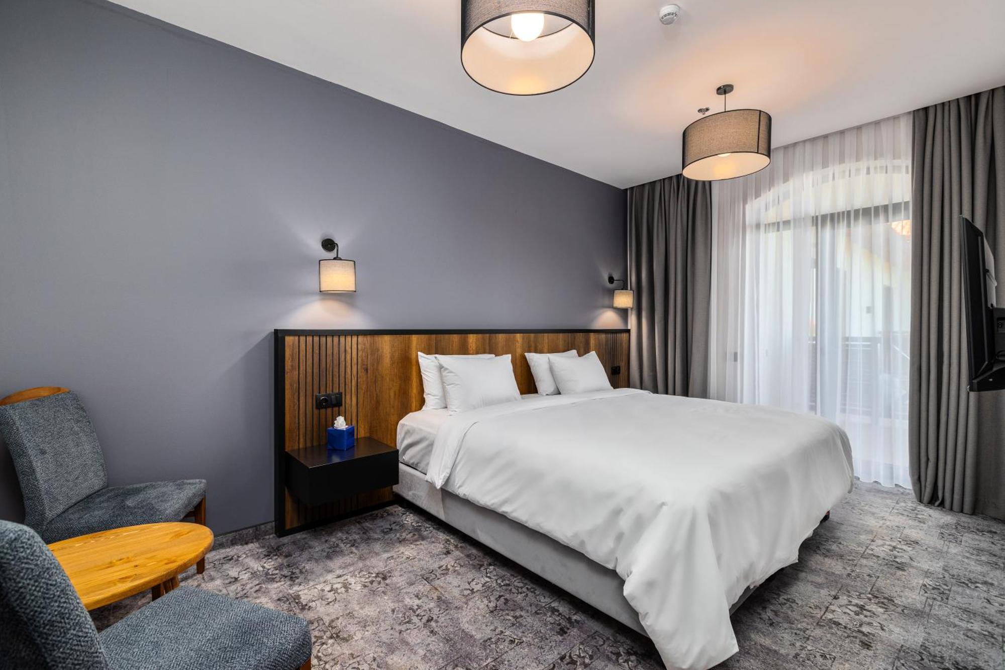Hotel Qvevrebi Telavi Kültér fotó